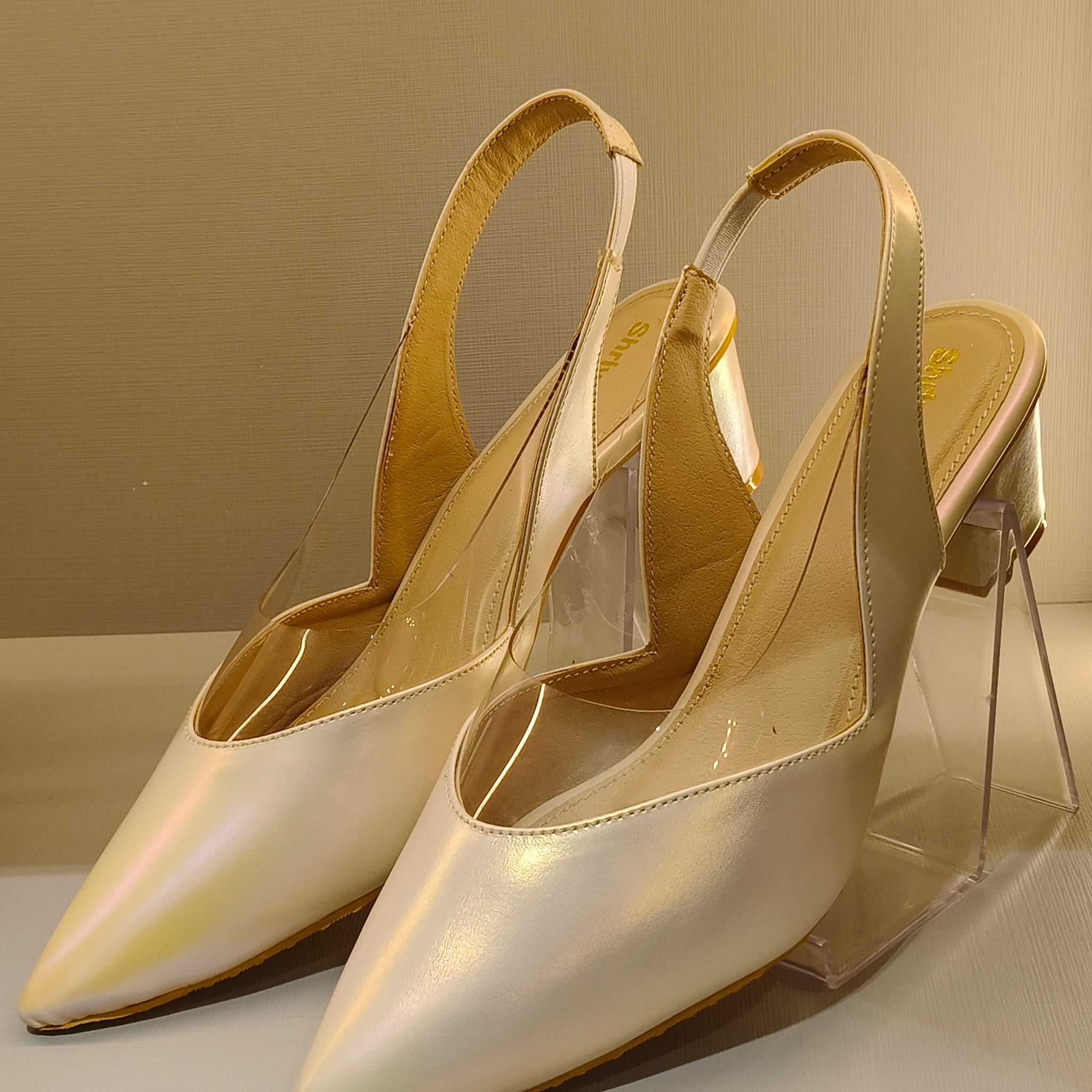Arian - Cream & Transparent – Shrivas by Archita Mehta