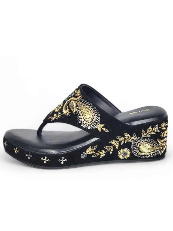 Paragon black - Gold Emb