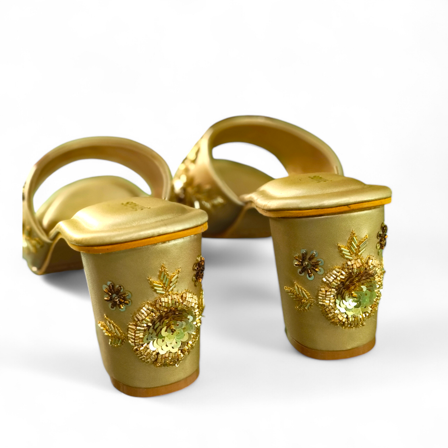 Mannat- Gold