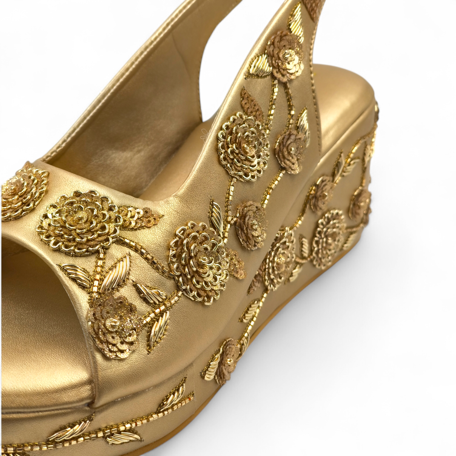 Aarna Wedges