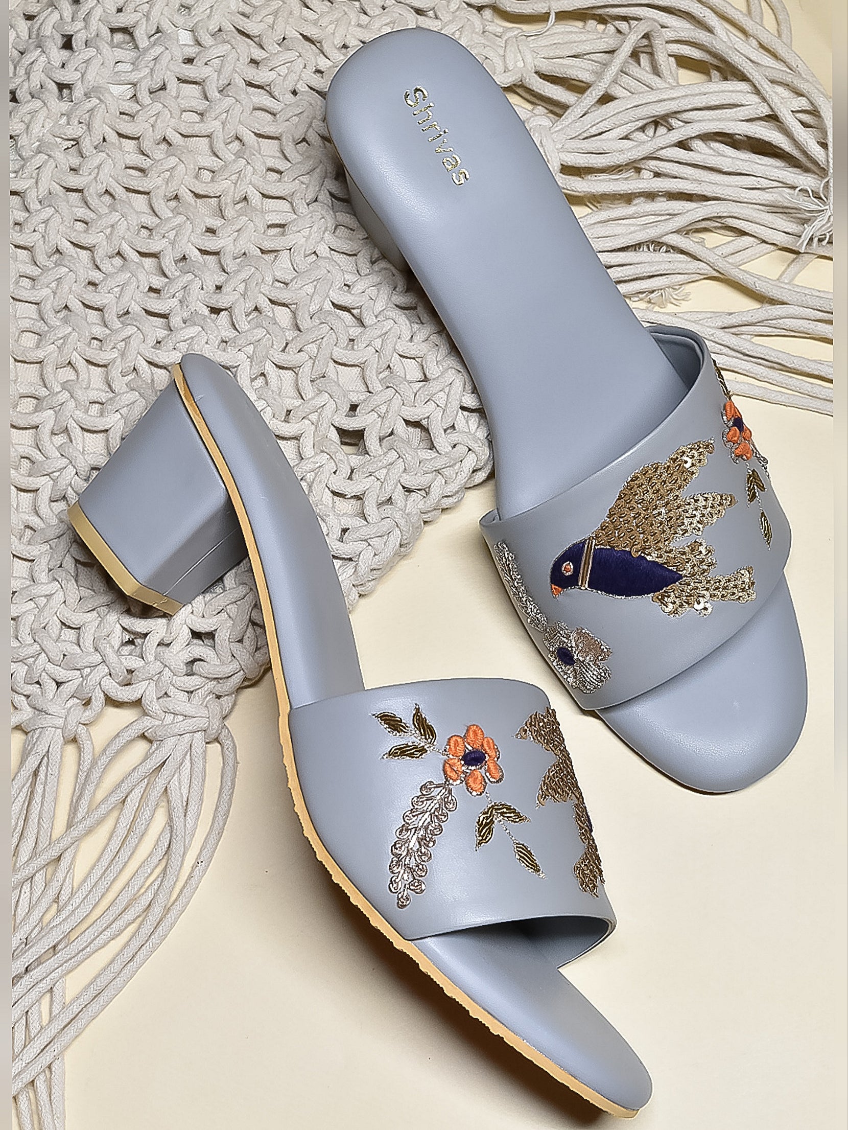 Fauna - Heels