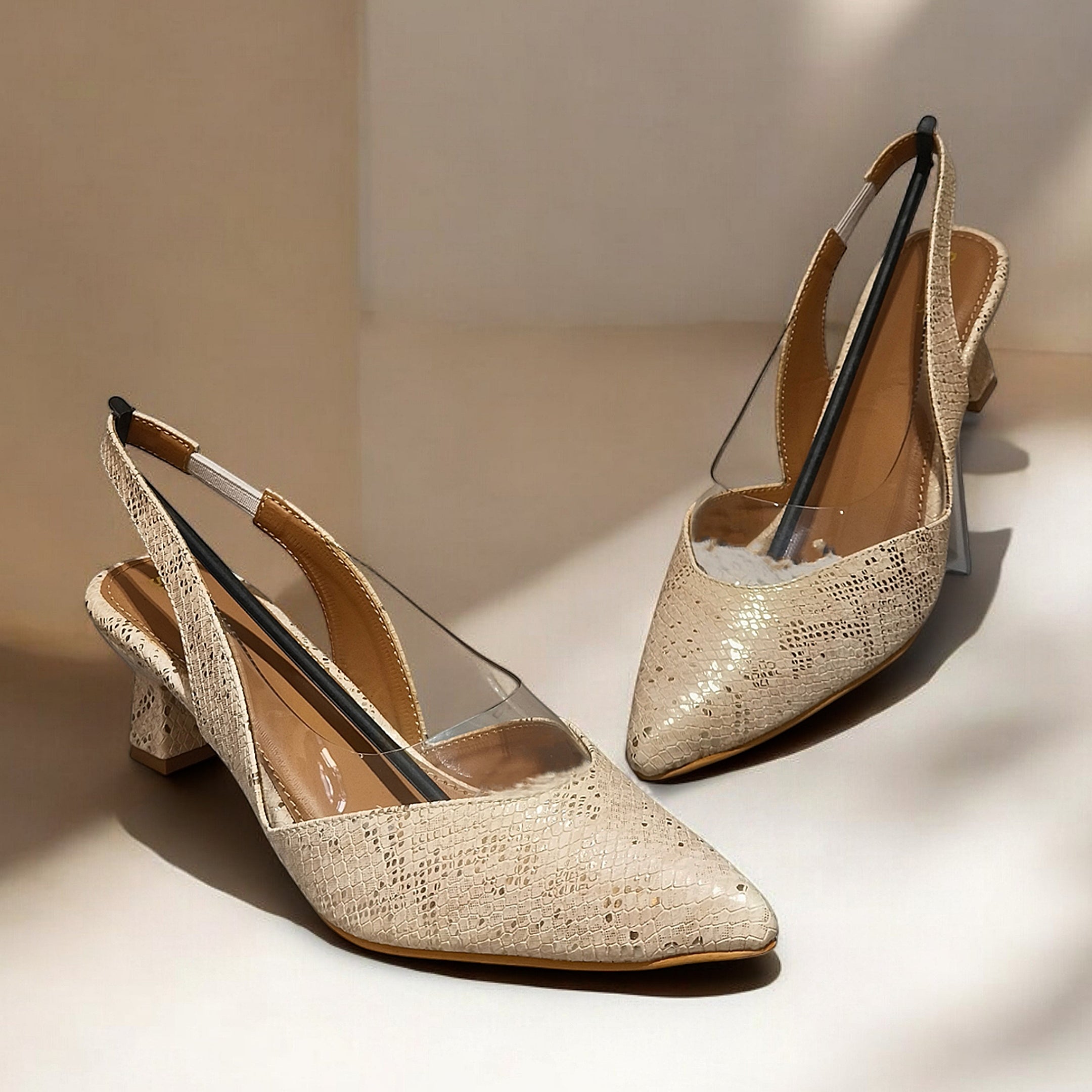 Arian - Cream & Transparent